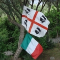 vlaggen van Sardini en Itali