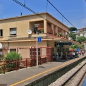 Treinstation op loopafstand voor bezoek o.a. Pompei - Vesuvius